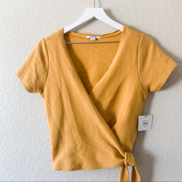 NWT! O' Niell Tabby Wrap Top - Picture 5 of 13